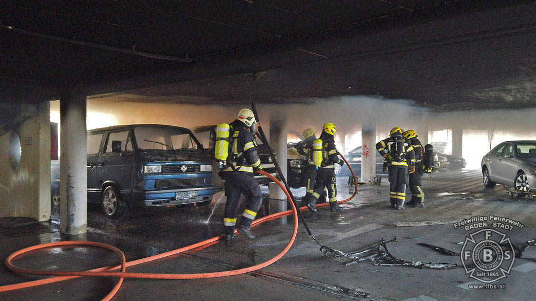 20200304 Fahrzeugbrand in Baden Parkdeck Zentrum Süd