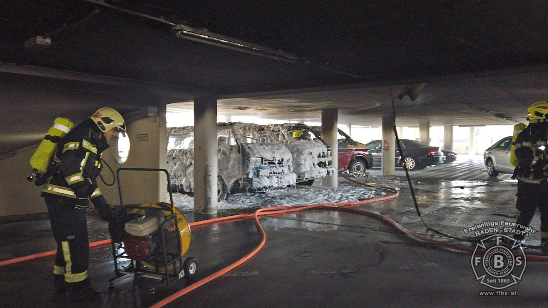 20200304 Fahrzeugbrand in Baden Parkdeck Zentrum Süd
