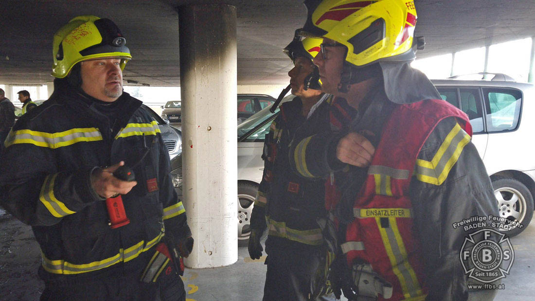 20200304 Fahrzeugbrand in Baden Parkdeck Zentrum Süd