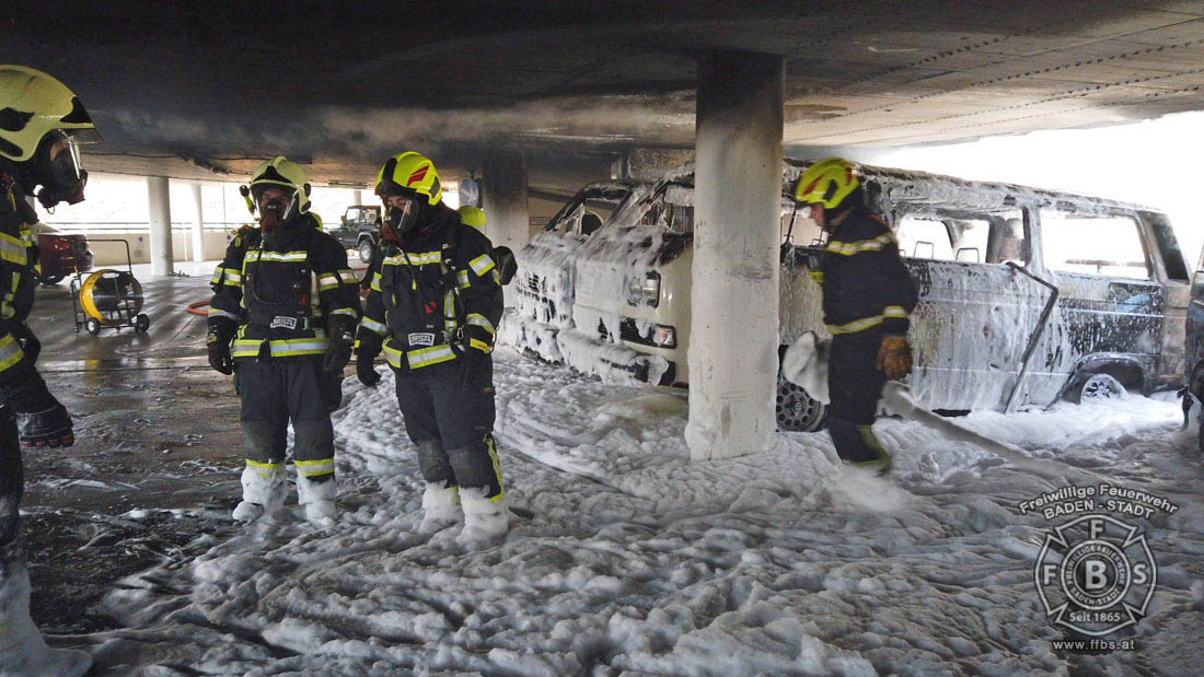 20200304 Fahrzeugbrand in Baden Parkdeck Zentrum Süd