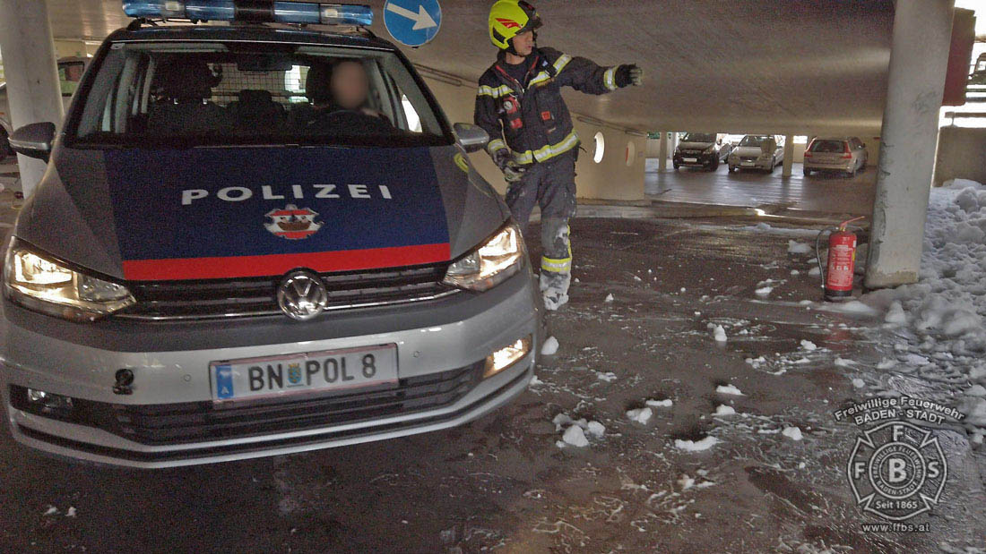 20200304 Fahrzeugbrand in Baden Parkdeck Zentrum Süd