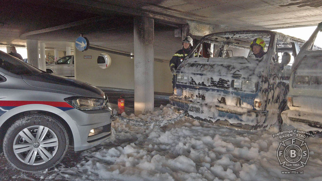 20200304 Fahrzeugbrand in Baden Parkdeck Zentrum Süd