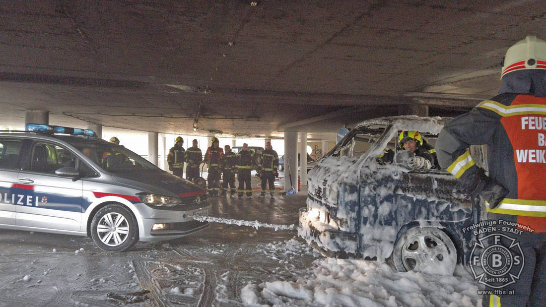 20200304 Fahrzeugbrand in Baden Parkdeck Zentrum Süd