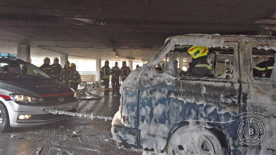 20200304 Fahrzeugbrand in Baden Parkdeck Zentrum Süd