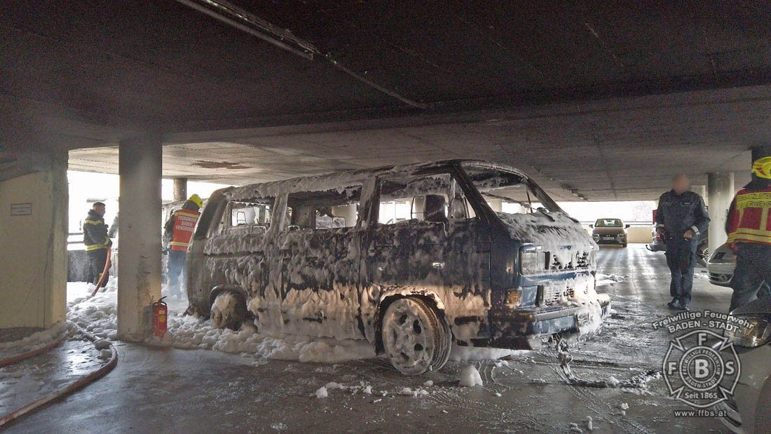 20200304 Fahrzeugbrand in Baden Parkdeck Zentrum Süd