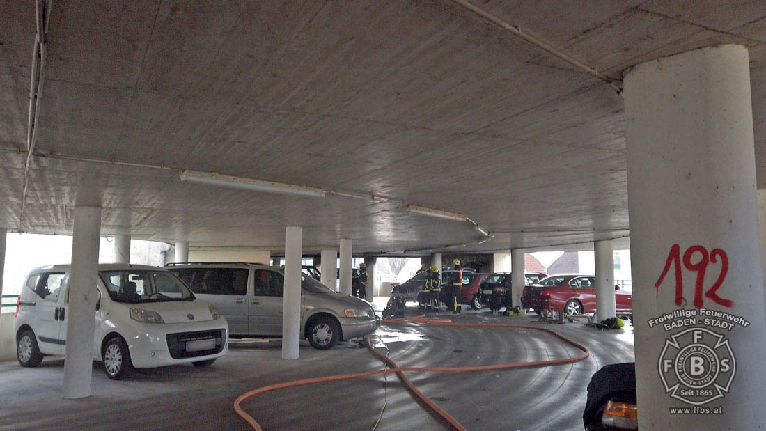20200304 Fahrzeugbrand in Baden Parkdeck Zentrum Süd