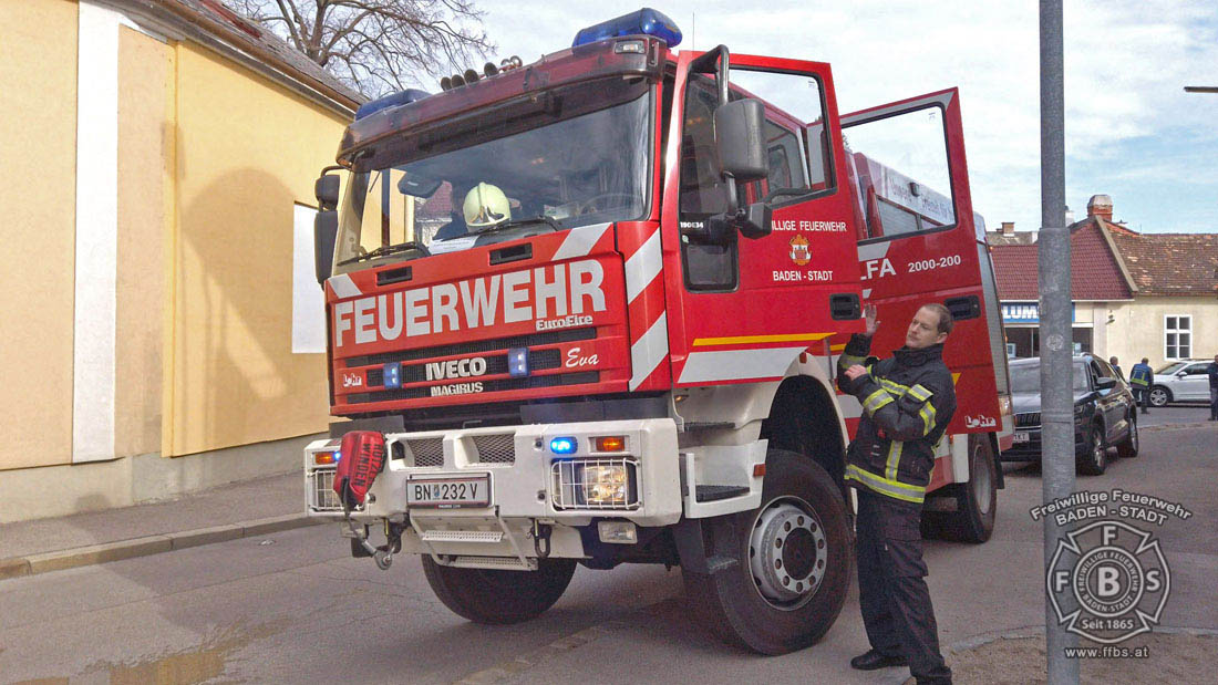 20200304 Fahrzeugbrand in Baden Parkdeck Zentrum Süd