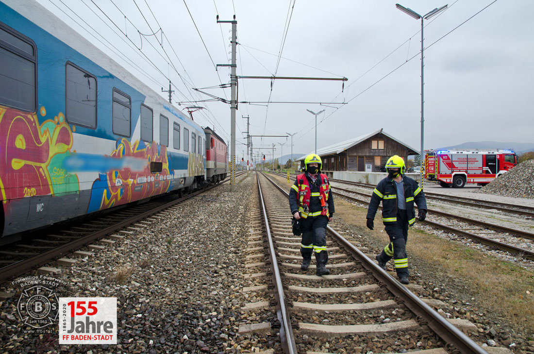 20201112 Brandverdacht bei Eurocity-Zug am Frachtenbahnhof Baden