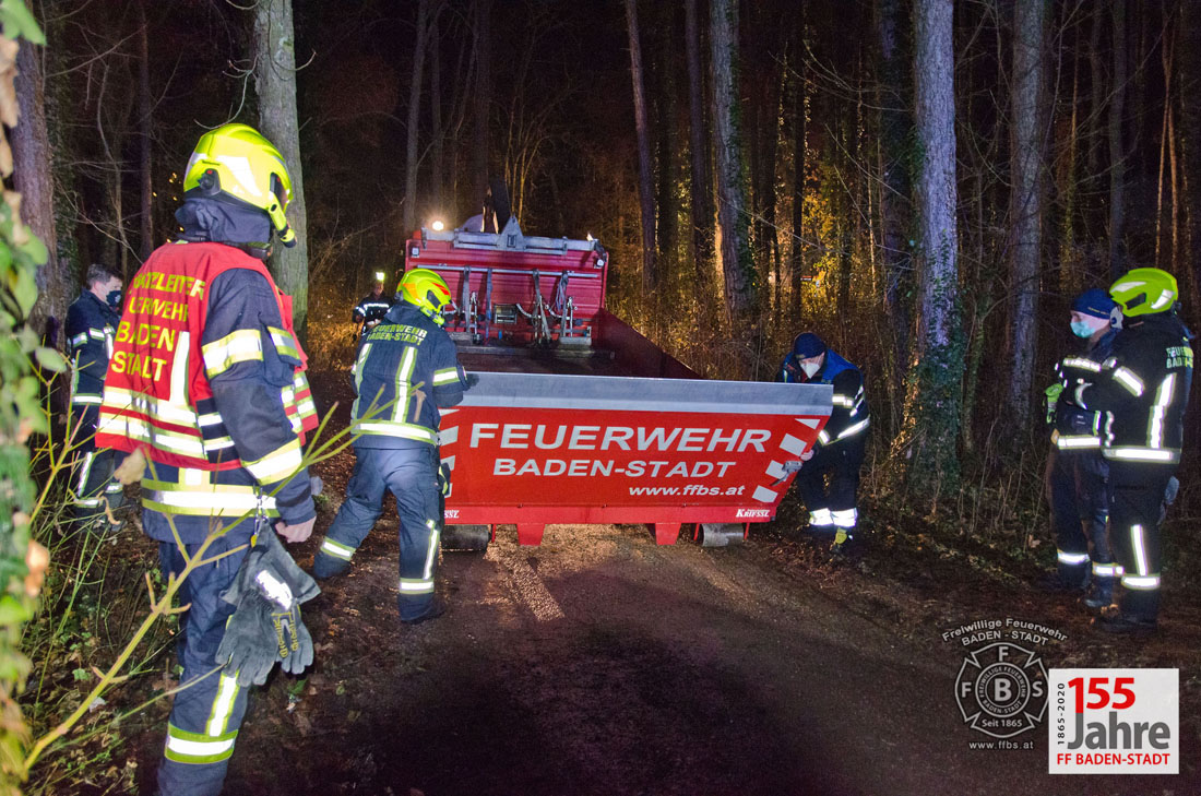 20201207 Verkehrsunfall im Waldgebiet Richtung Rudolfshof Baden