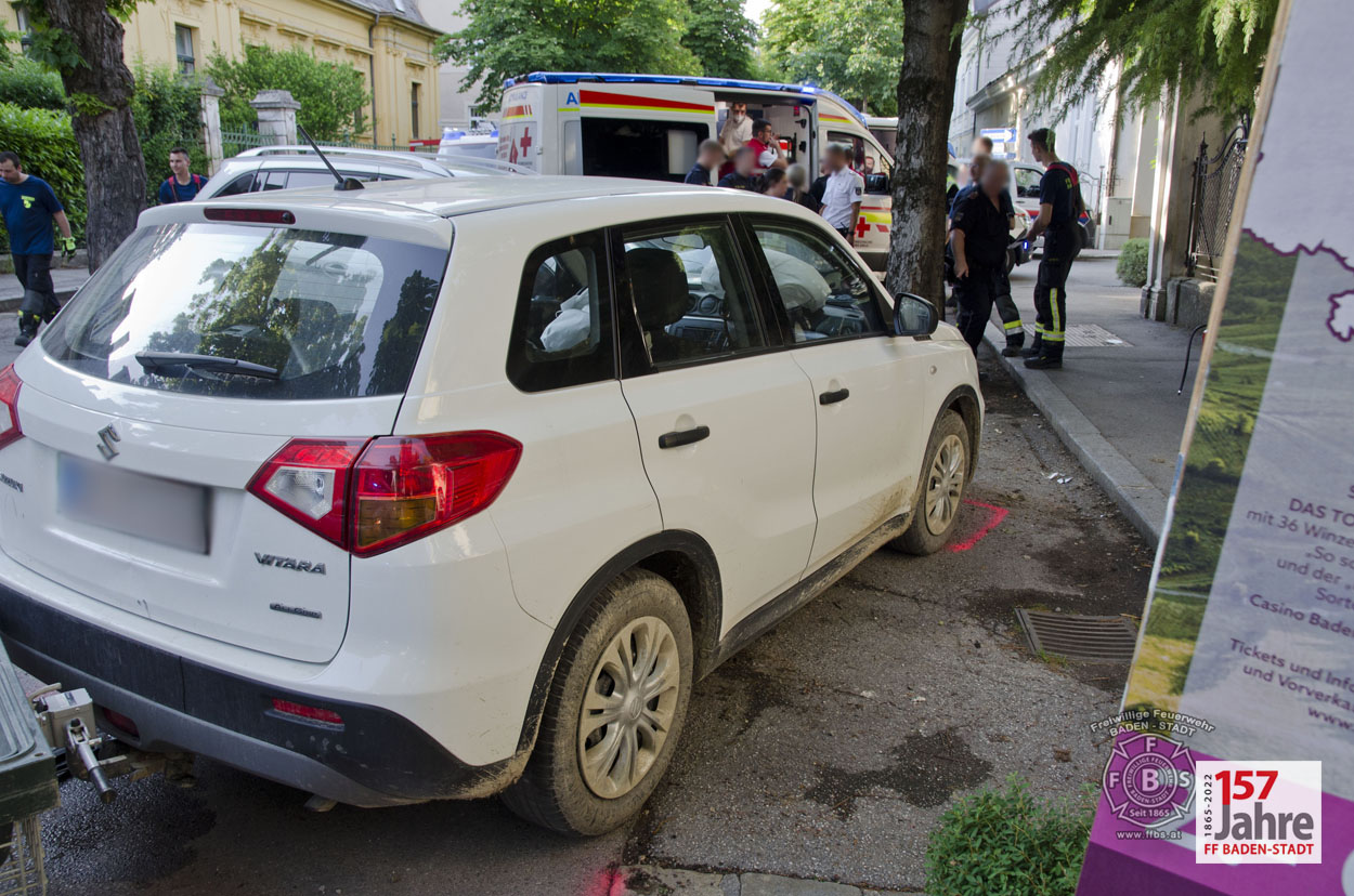 20220602 Verkehrsunfall im Badener Stadtgebiet