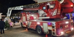 20221206 Nikolaus reist mit Feuerwehr-Drehleiter an in Baden