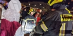 20221206 Nikolaus reist mit Feuerwehr-Drehleiter an in Baden