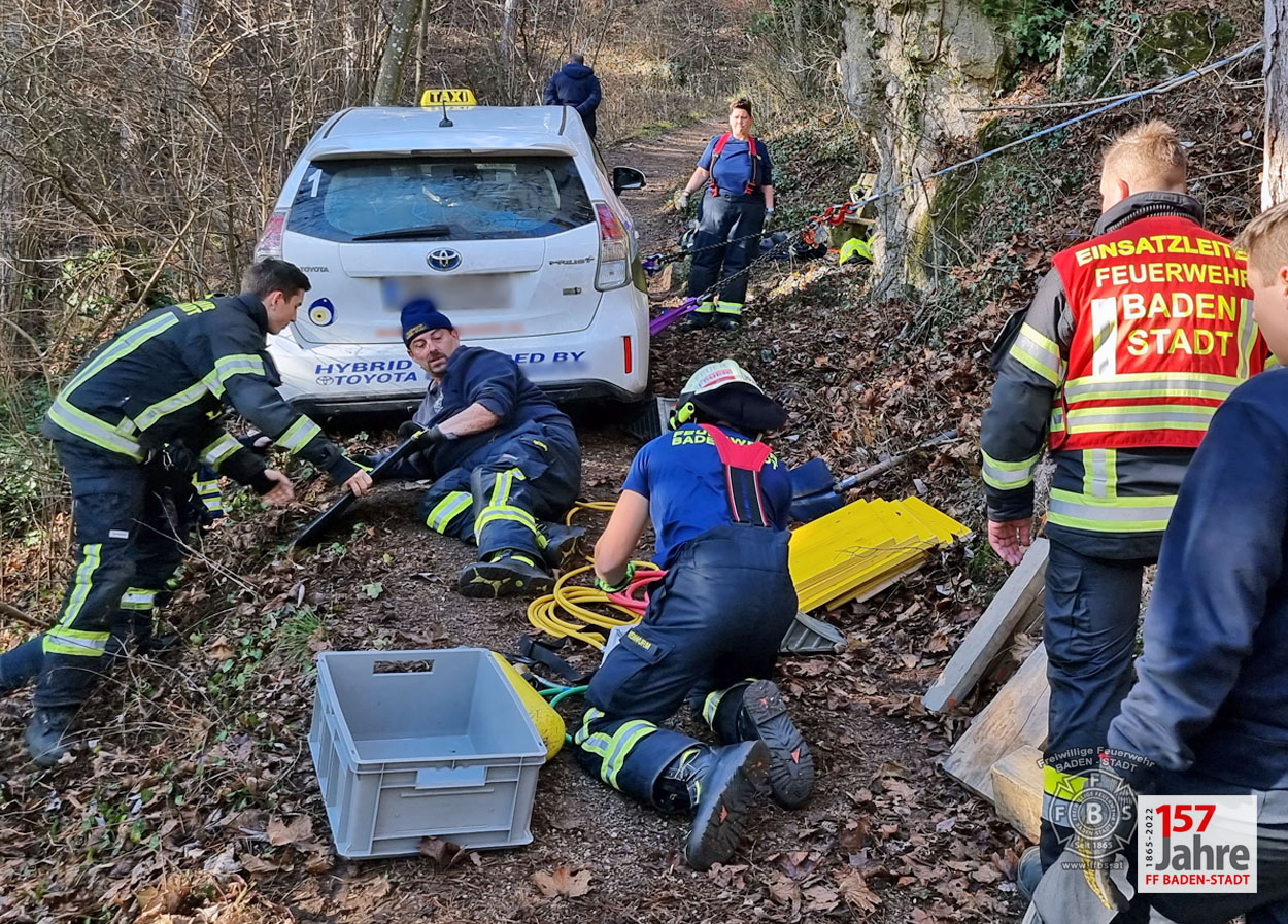 20221224 Fahrzeugbergung Kurpark Baden