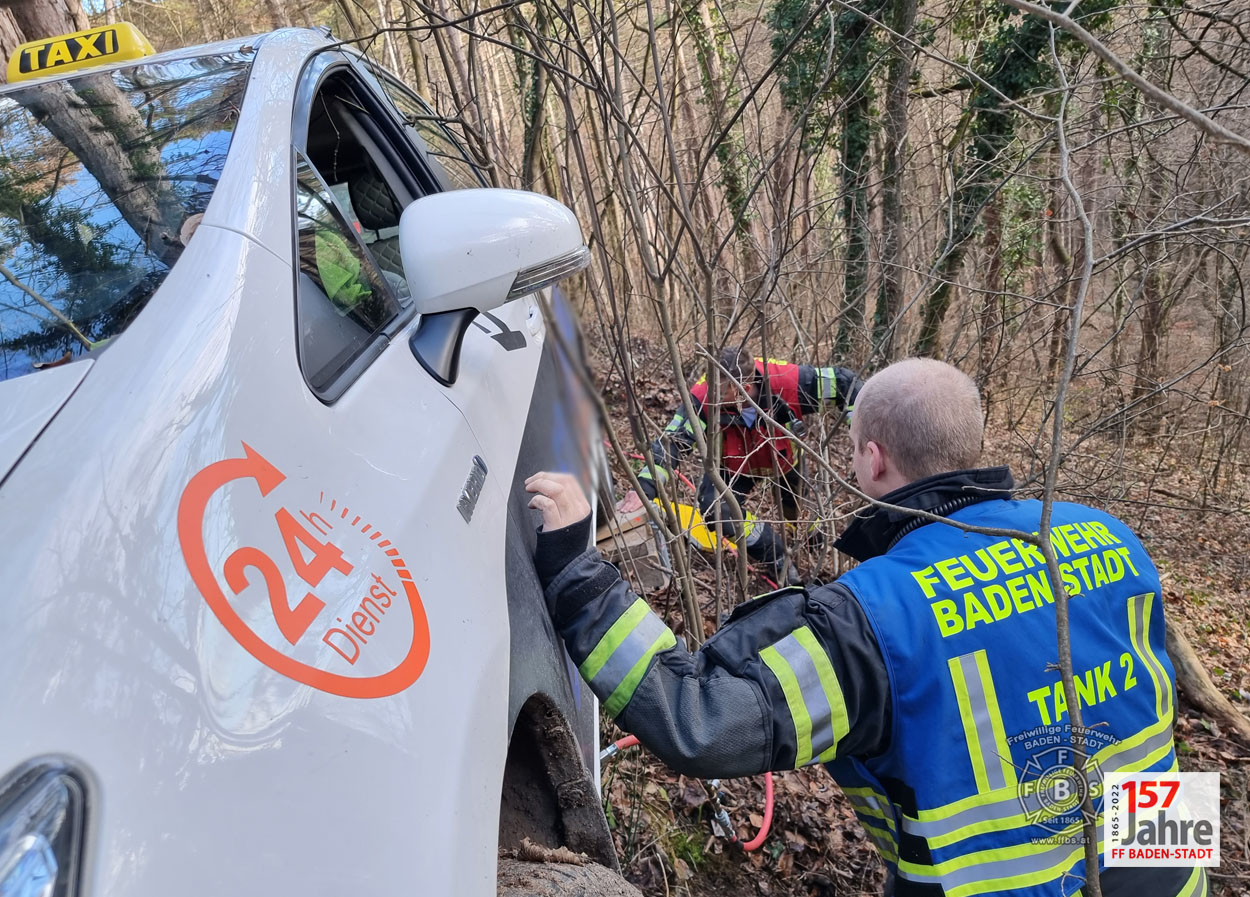 20221224 Fahrzeugbergung Kurpark Baden