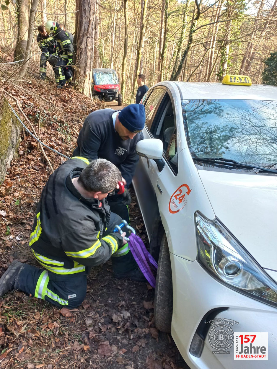 20221224 Fahrzeugbergung Kurpark Baden