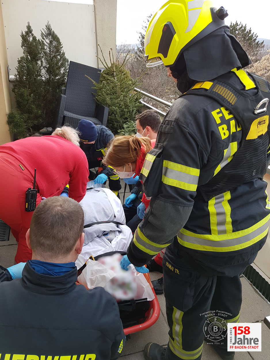 20230131 Unterstützung Rettungsdienst in Baden