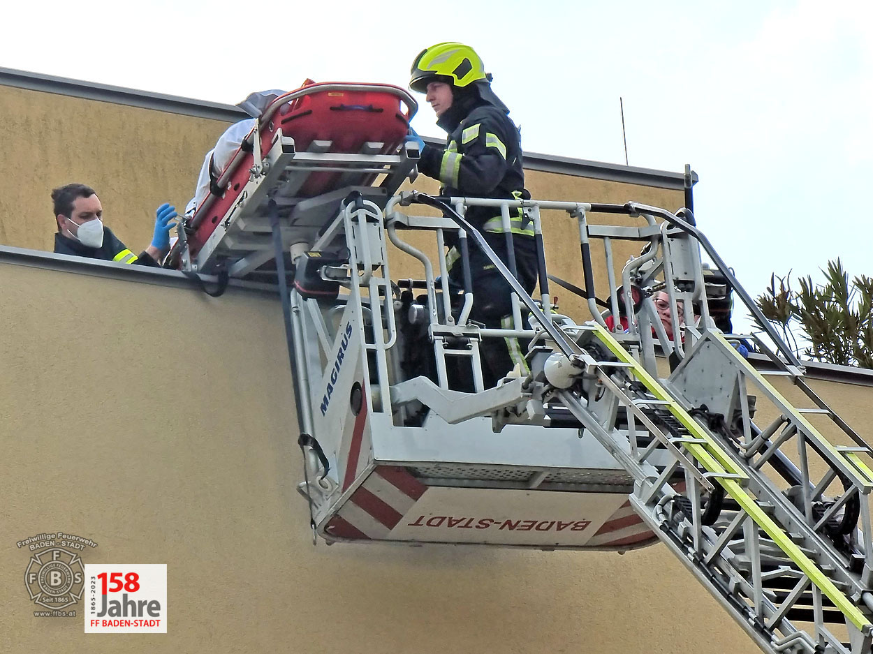 20230131 Unterstützung Rettungsdienst in Baden