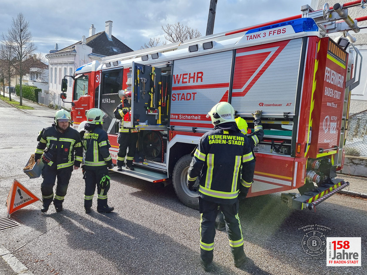20230204 Sturmtief Pit über der Stadt BADEN