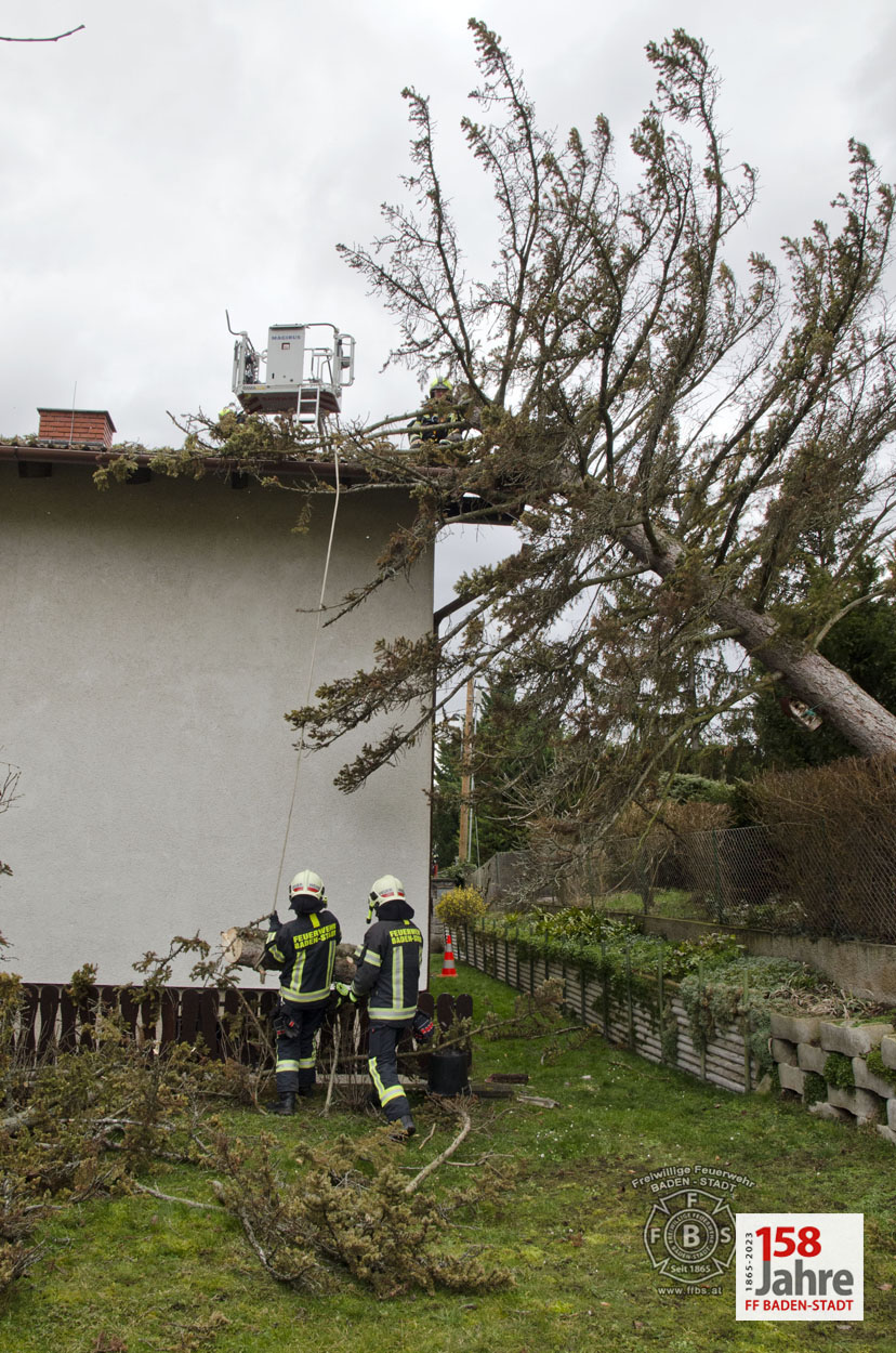 20230204 Sturmtief Pit über der Stadt BADEN