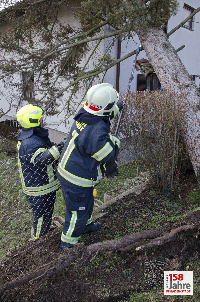 20230204 Sturmtief Pit über der Stadt BADEN