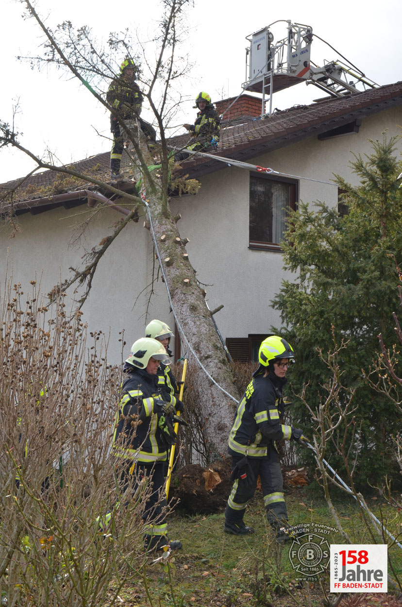 20230204 Sturmtief Pit über der Stadt BADEN