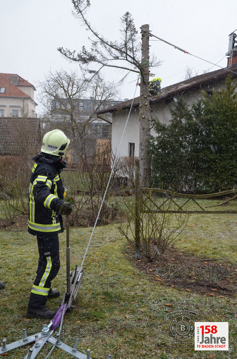 20230204 Sturmtief Pit über der Stadt BADEN